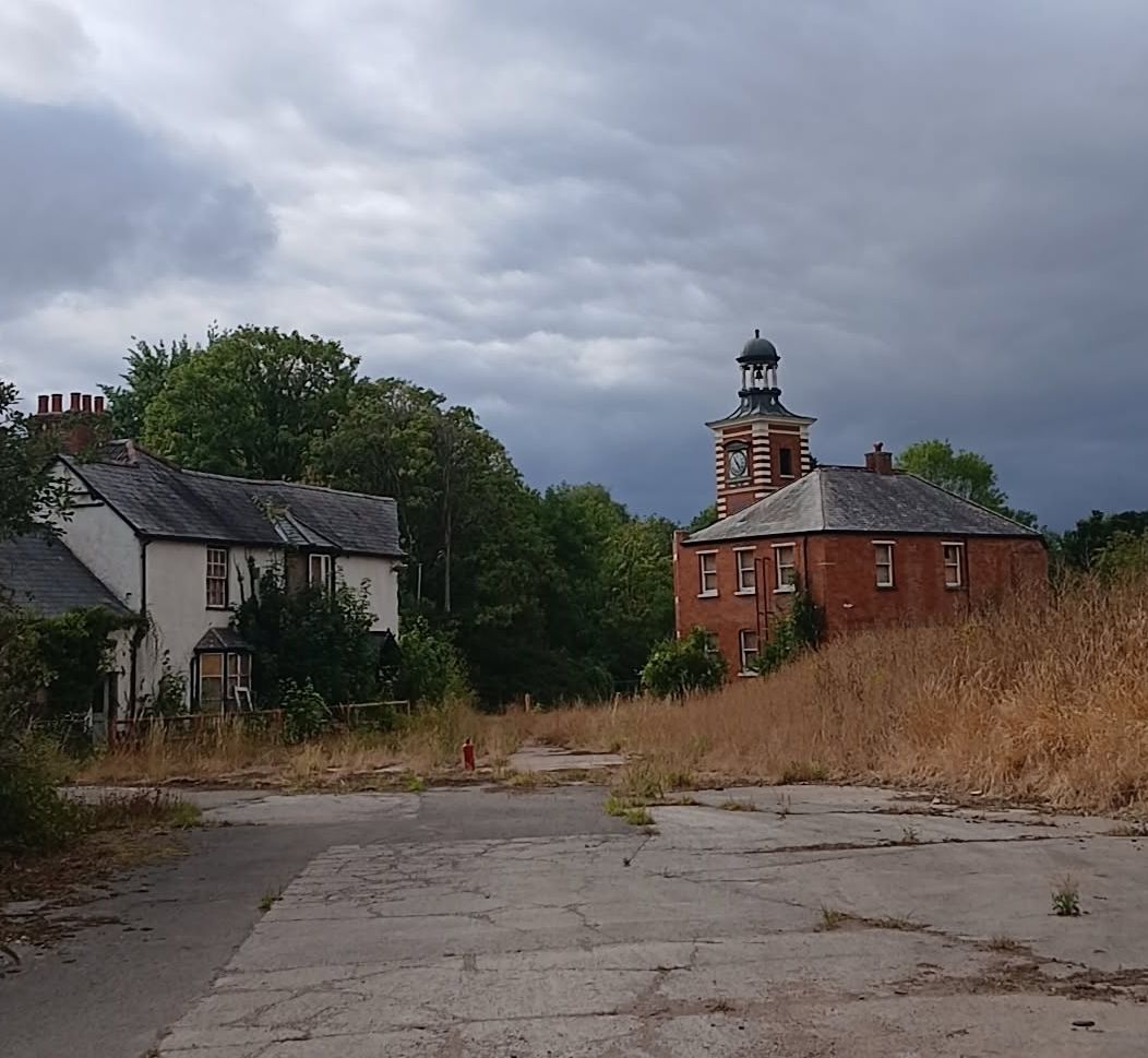 2haunted